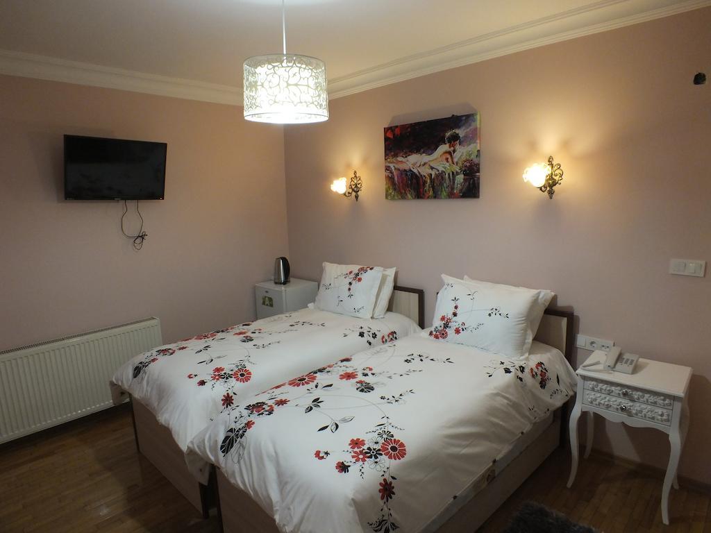 Yesim Suites Istanbul Værelse billede