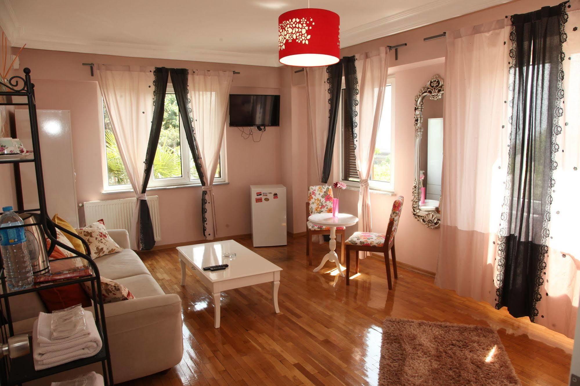 Yesim Suites Istanbul Eksteriør billede